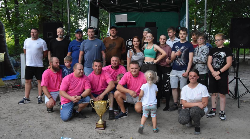 Uczestnicy Pikniku Rudzinnego z Belgijką w Tle w Osolinie