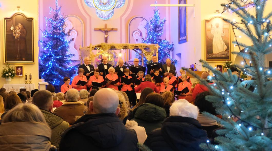 Międzypokoleniowy koncert kolęd i pastorałek za nami