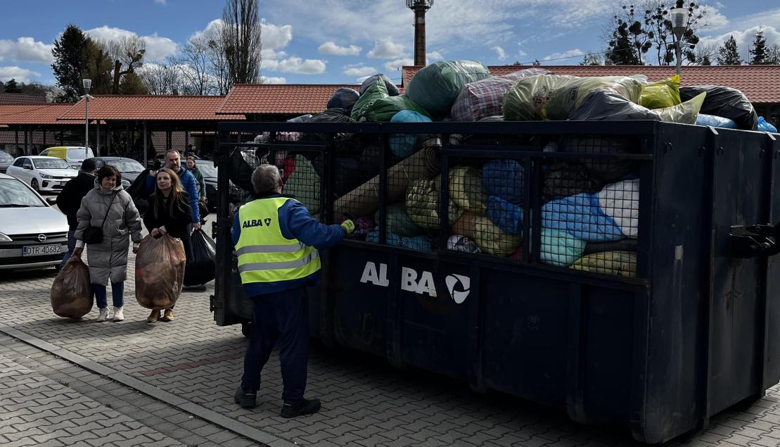 Zebrano prawie 21 ton tekstyliów 