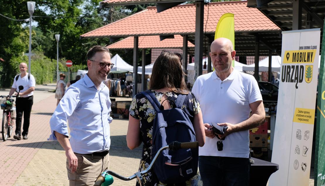 Mobilny Urząd na targowisku