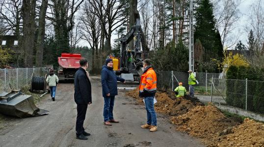 Prace budowlane przy ulicy Leśnej w Osoli