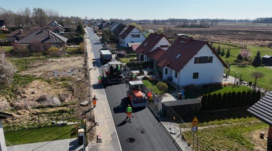 Ulica Jarzębinowa w Pęgowie
