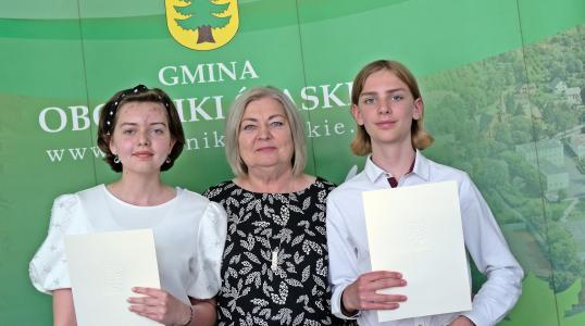 Najlepsi absolwenci nagrodzeni
