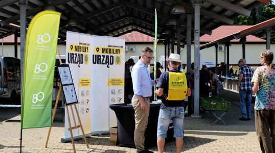 Mobilny Urząd na targowisku